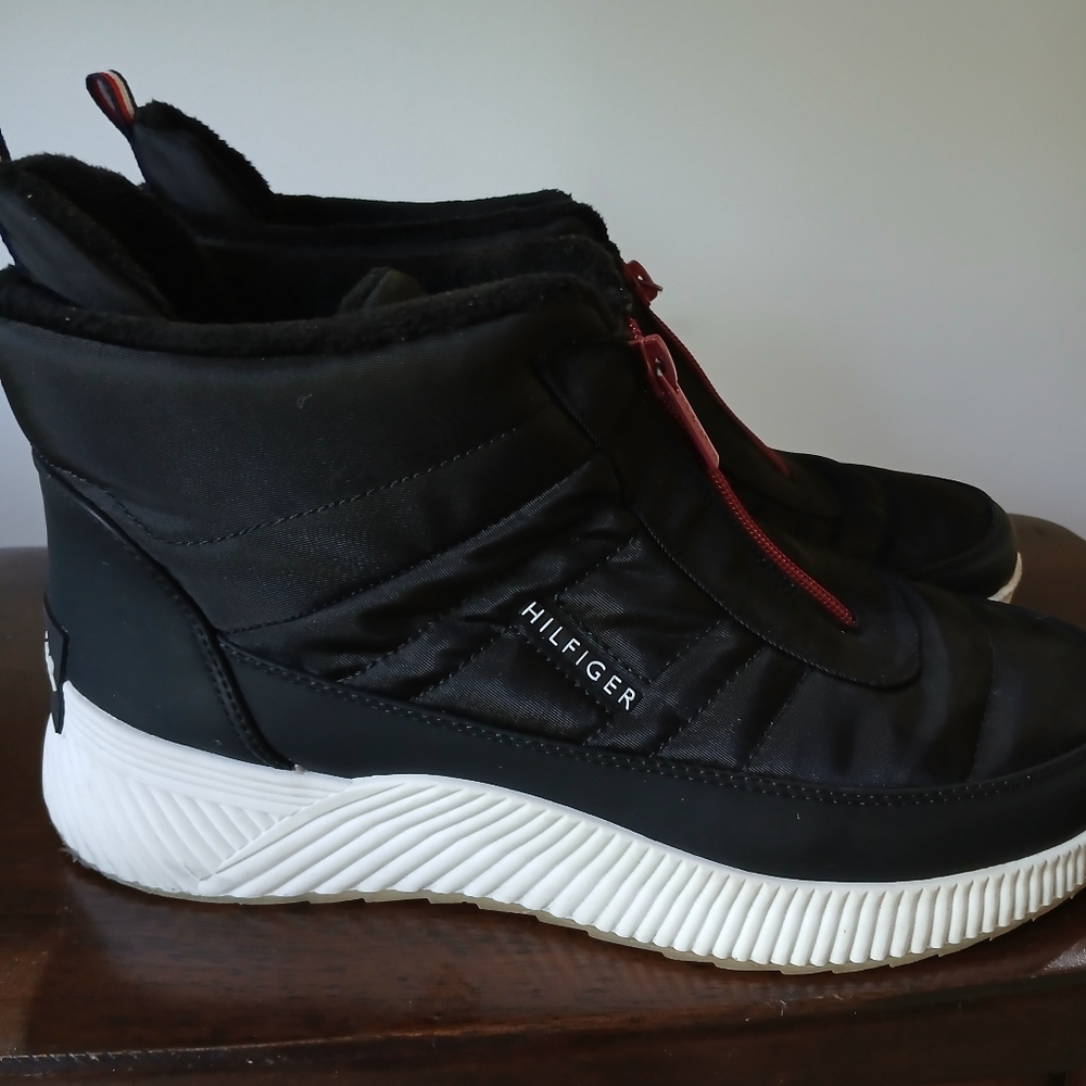 Tommy Hilfiger Black Quilted High-Tops with White Soles